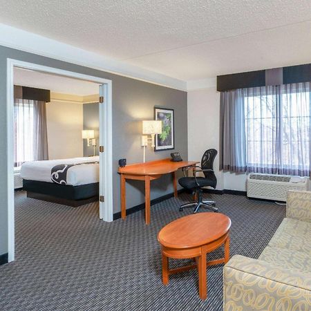 La Quinta By Wyndham Pueblo Hotell Eksteriør bilde