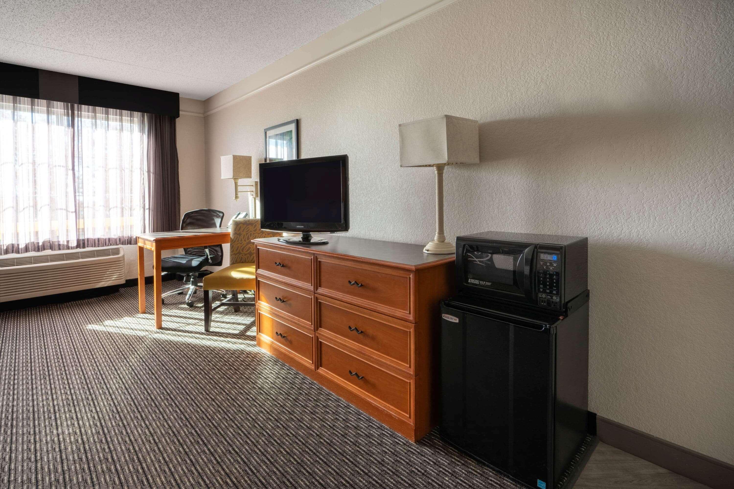 La Quinta By Wyndham Pueblo Hotell Eksteriør bilde