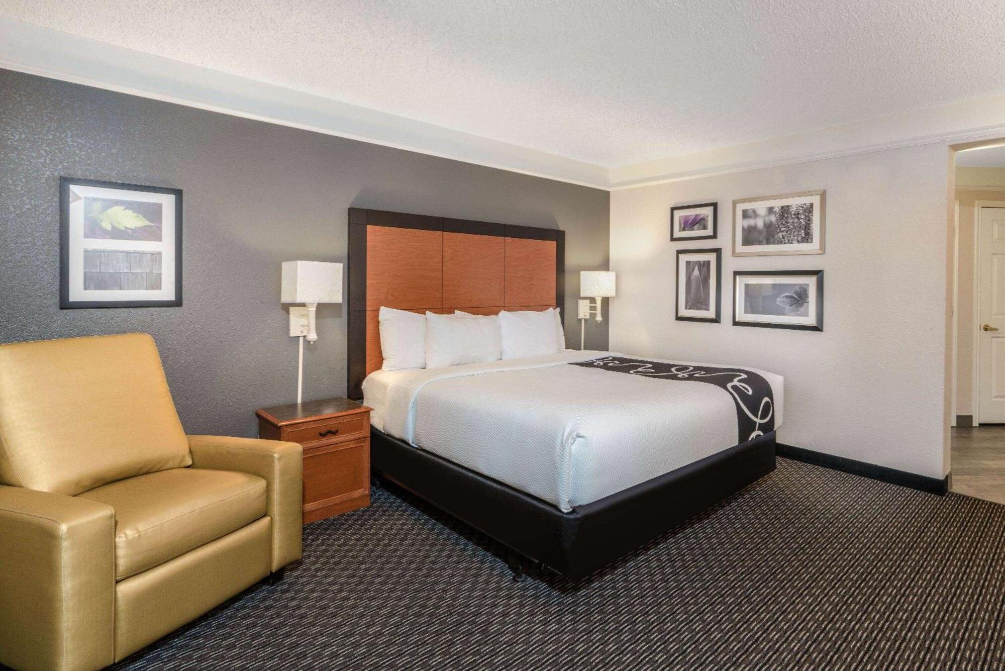 La Quinta By Wyndham Pueblo Hotell Eksteriør bilde