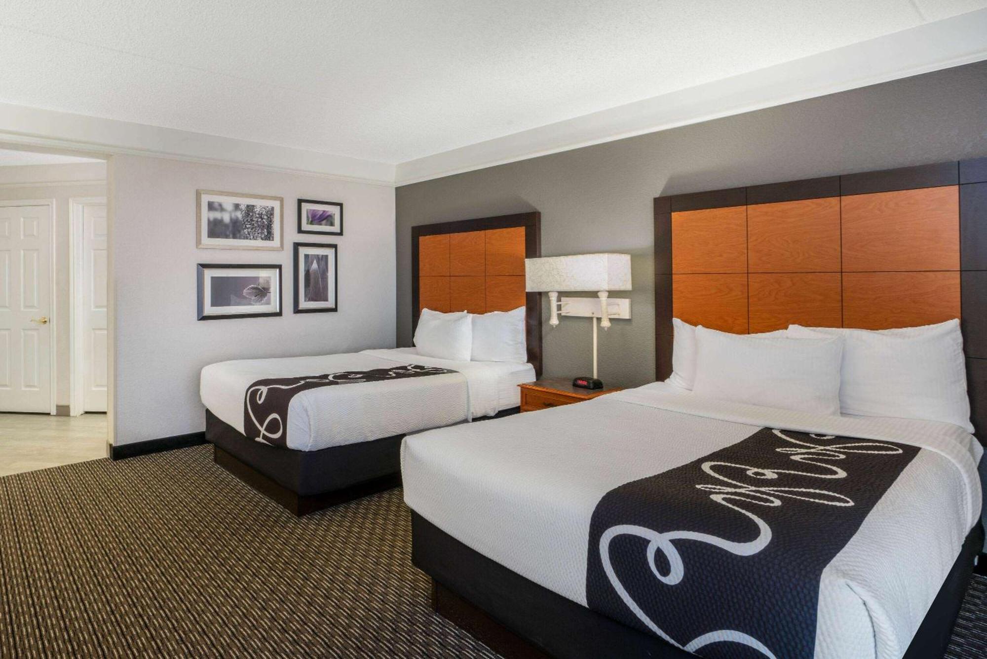 La Quinta By Wyndham Pueblo Hotell Eksteriør bilde