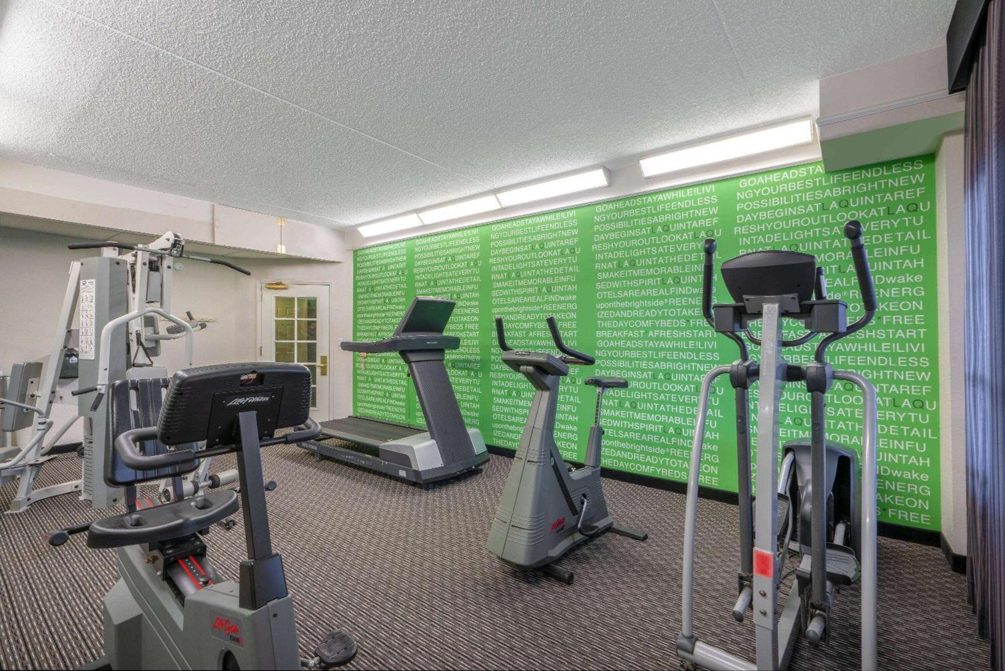 La Quinta By Wyndham Pueblo Hotell Eksteriør bilde